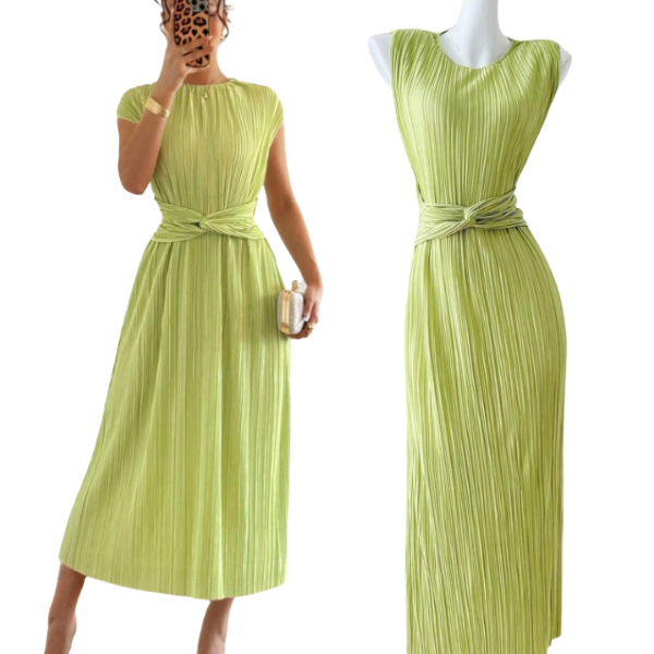 Elegant Maxi Dress with Short Sleeves and Wrapped Waist