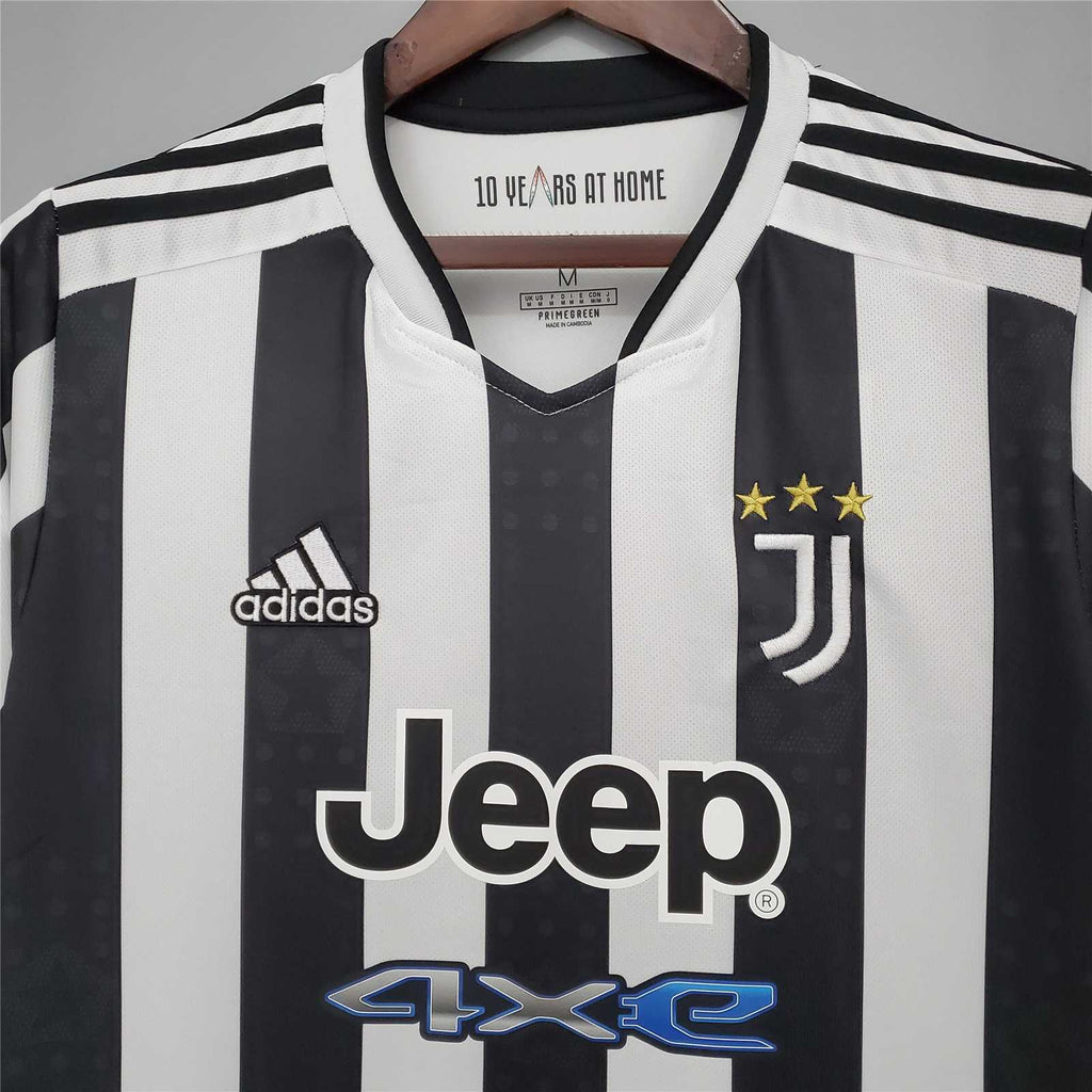 Juventus new home kit top